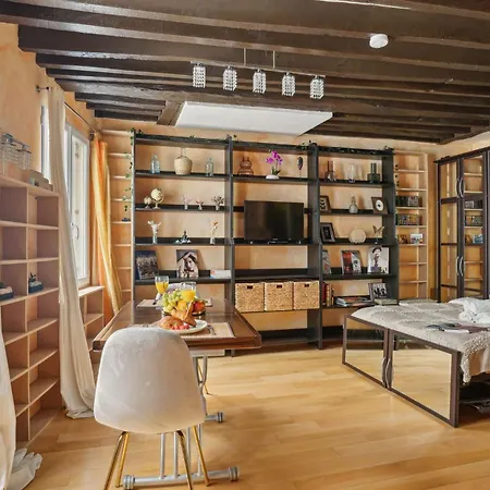 Bnbnova - Pompidou & Le Marais * Parijs